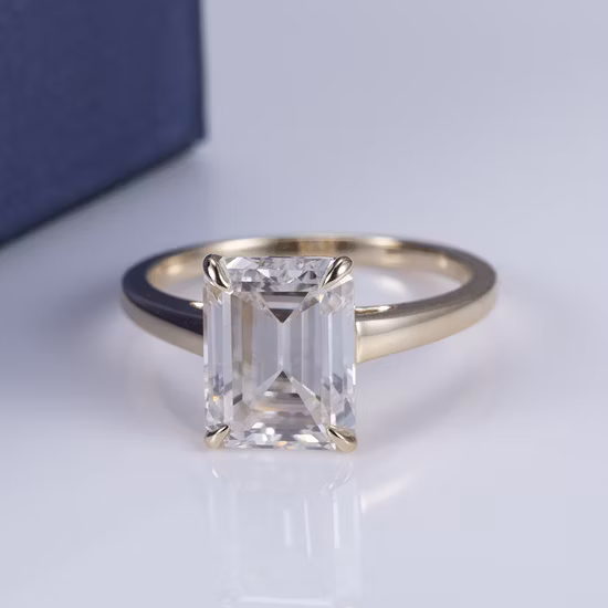 Messi Gems Ms-543 Женское обручальное кольцо с муассанитом из желтого золота 18 карат размером 7x9 мм изумрудной огранки